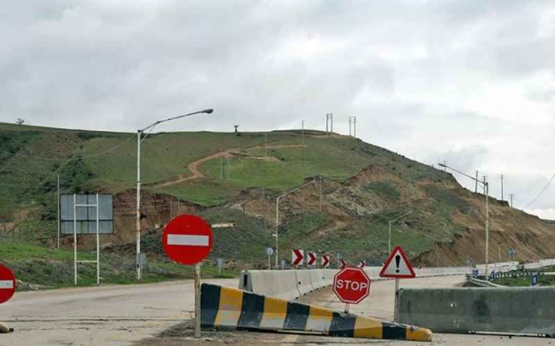 انسداد مقطعی جاده