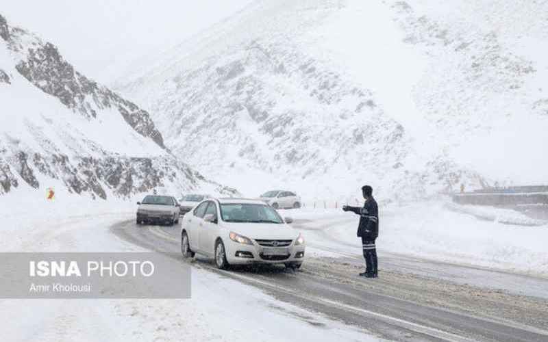 انسداد چندین محور استان سمنان به دلیل برف و بوران شدید