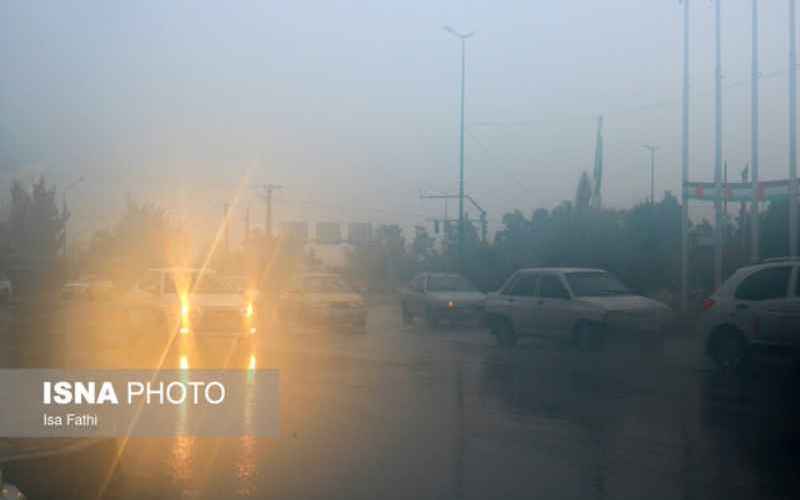 جاده‌های ۱۸ استان کشور بارانی است/جاده چالوس و آزادراه تهران – شمال همچنان یک‌طرفه است