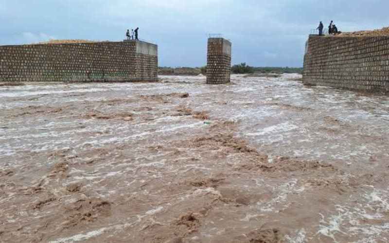 بارش تگرگ و باران در شهر «مدینه» عربستان