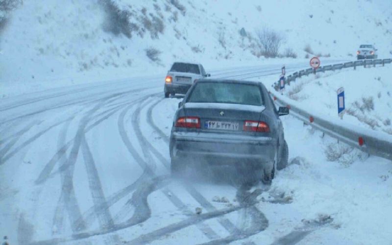  بارش برف و باران در اکثر محور‌های کشور/ هموطنان از سفر‌های غیرضروری پرهیز کنند 