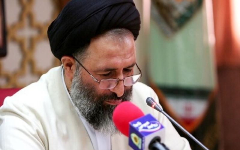  ترویج فرهنگ قرآن‌خوانی و عمل به قرآن وظیفه نخبگان قرآنی انتظامی است 