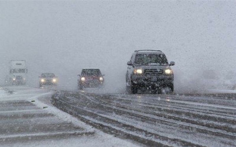  ممنوعیت تردد در برخی از محور‌های شمالی/ باران و برف در جاده‌های ۱۰ استان 
