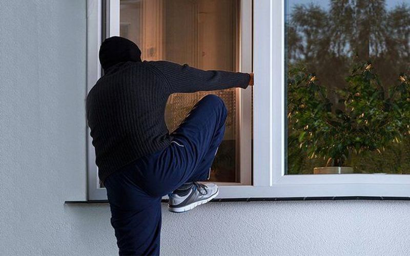 سرقت 